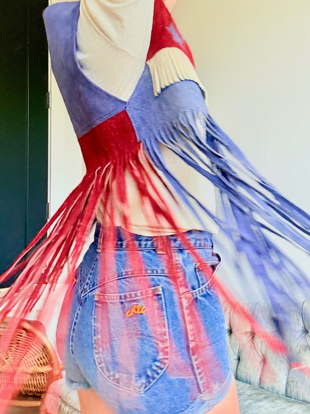 70s Leather Fringe Vest Handmade Americana Red Cream Blue Small USA July 4 - Picture 4 of 15